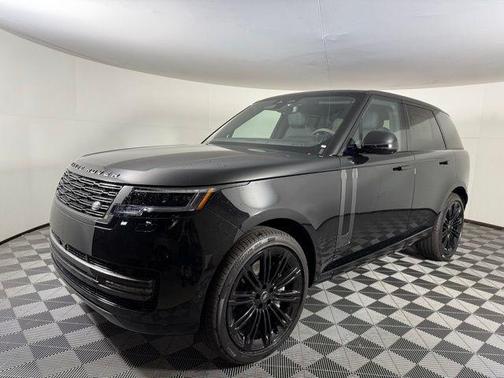 2025 Land Rover Range Rover P530 SE