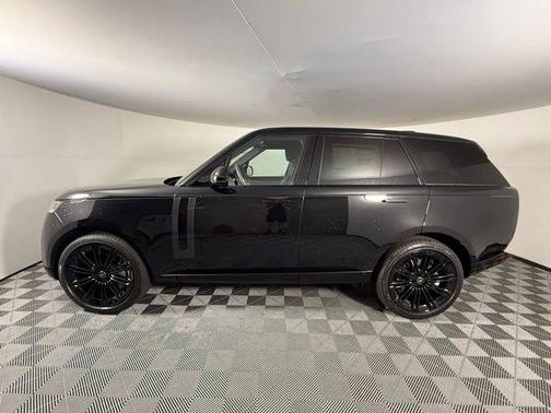 2025 Land Rover Range Rover P530 SE