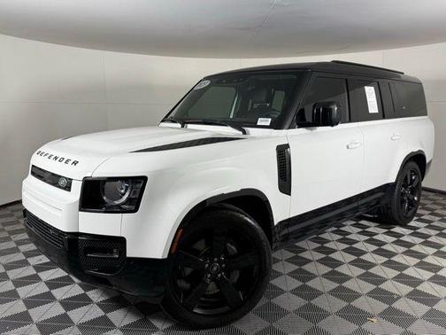 2023 Land Rover Defender 130 X-Dynamic SE