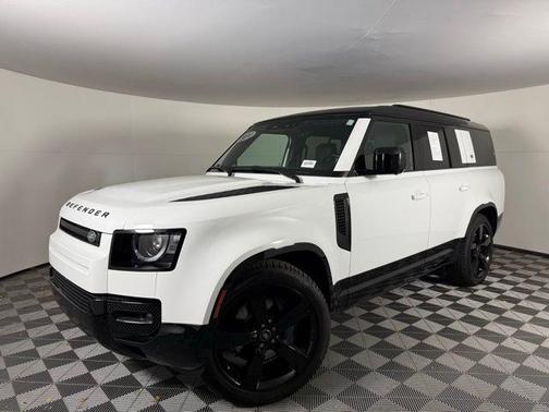2024 Land Rover Defender 130 P400 X-Dynamic SE