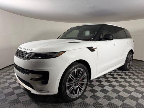 2025 Land Rover Range Rover Sport SE