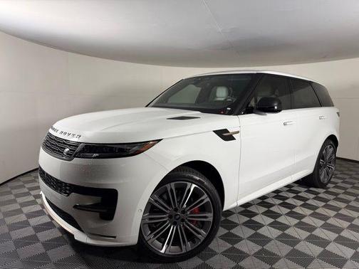 2025 Land Rover Range Rover Sport SE