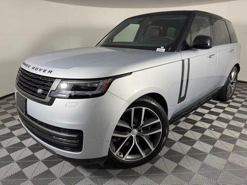 2025 Land Rover Range Rover P530 SE