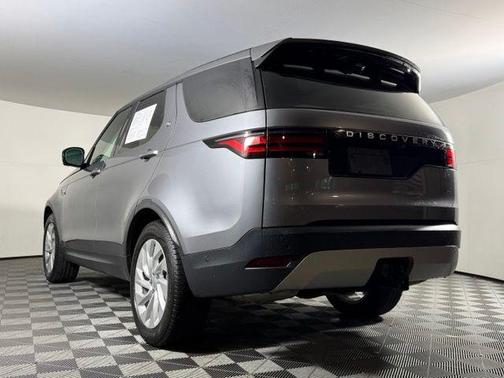 Eiger Gray Metallic 2025 Land Rover Discovery S