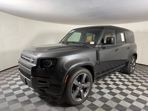 2023 Land Rover Defender 110 V8