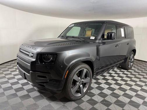 2023 Land Rover Defender 110 V8