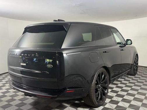 2023 Land Rover Range Rover Autobiography