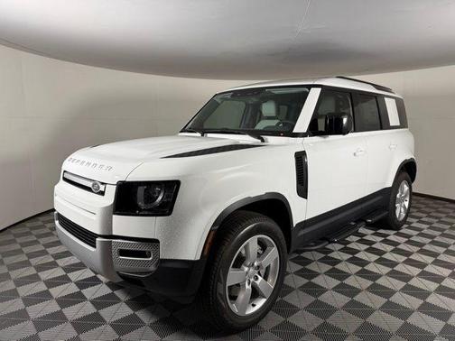 2025 Land Rover Defender 110 P300