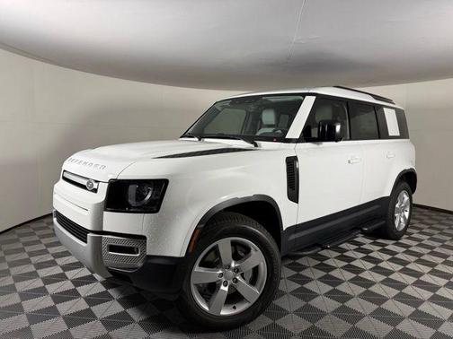 2025 Land Rover Defender 110 P300