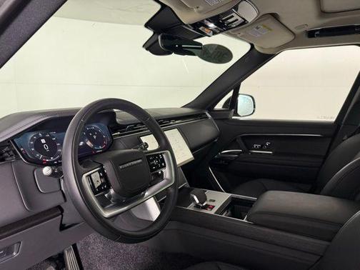 2024 Land Rover Range Rover P400 SE