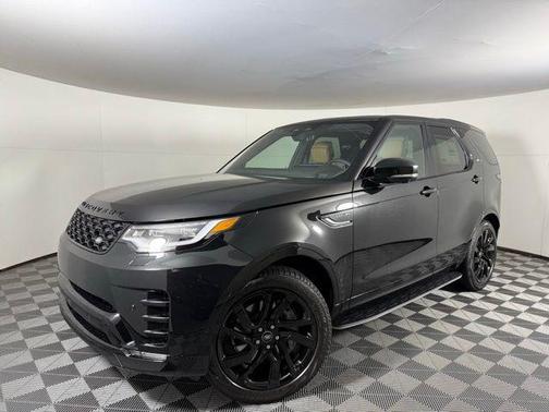 2025 Land Rover Discovery P300 Dynamic SE
