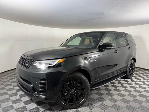 2025 Land Rover Discovery P300 Dynamic SE
