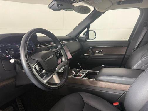 2023 Land Rover Range Rover P400 SE