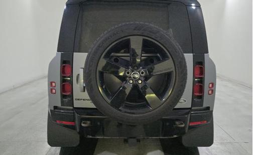 2023 Land Rover Defender 110 X-Dynamic SE