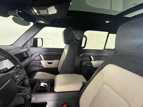 2023 Land Rover Defender 110 X-Dynamic SE