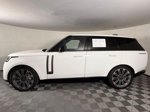 2023 Land Rover Range Rover P400 SE