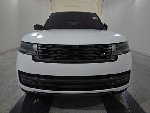 2023 Land Rover Range Rover P530 SE
