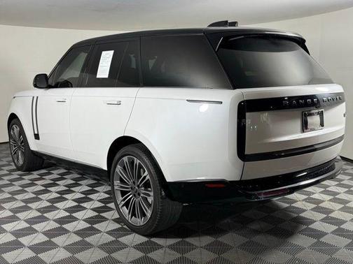 2023 Land Rover Range Rover P400 SE