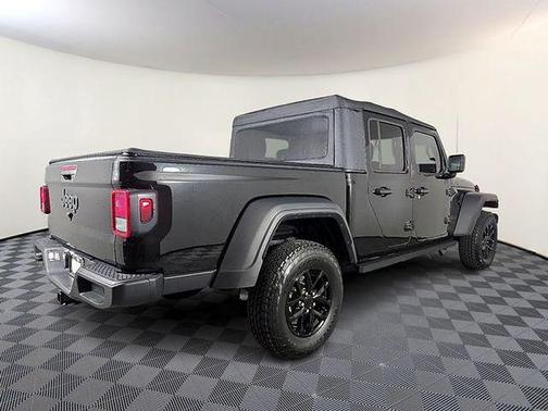 2023 Jeep Gladiator Sport S