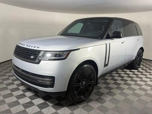 2025 Land Rover Range Rover P530 SE 7 Seat
