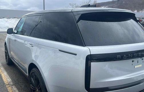 2025 Land Rover Range Rover P530 SE 7 Seat