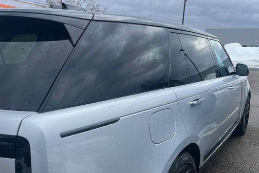 2025 Land Rover Range Rover P530 SE 7 Seat