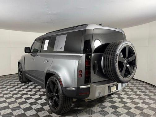 2023 Land Rover Defender 110 S