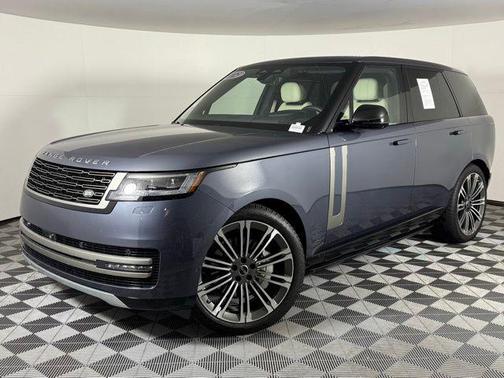 2025 Land Rover Range Rover P530 SE