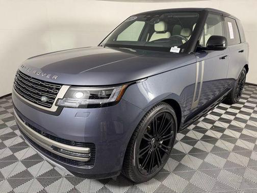 2025 Land Rover Range Rover P530 SE