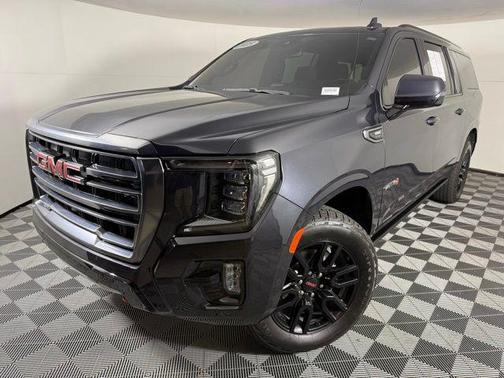 2023 GMC Yukon XL 4WD AT4