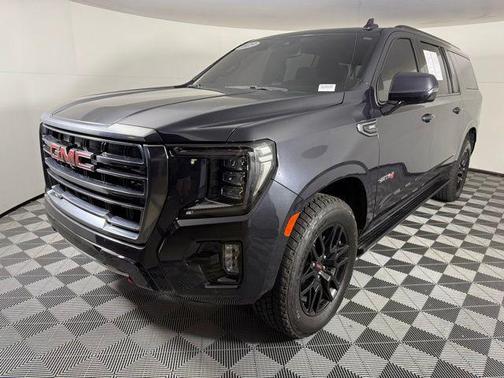2023 GMC Yukon XL 4WD AT4