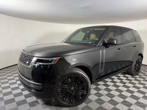 2025 Land Rover Range Rover P530 SE