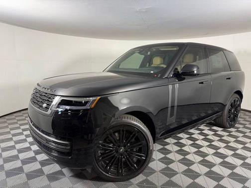 2025 Land Rover Range Rover P530 SE