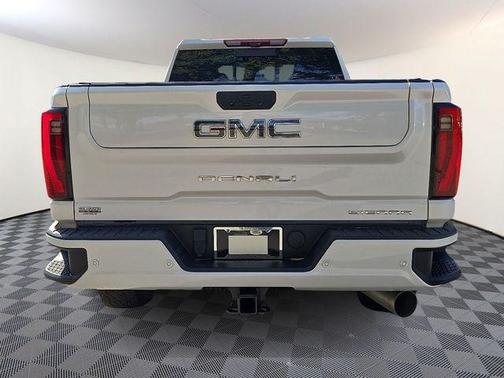 2024 GMC Sierra 2500 Denali Ultimate