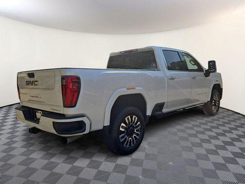 2024 GMC Sierra 2500 Denali Ultimate