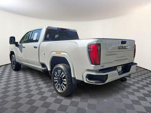 2024 GMC Sierra 2500 Denali Ultimate