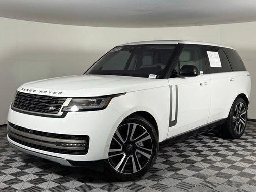 2023 Land Rover Range Rover P530 SE