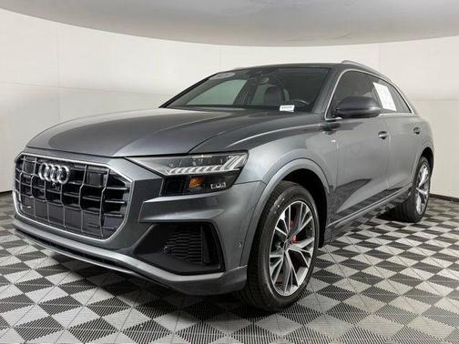 Daytona Gray Pearl 2021 Audi Q8 55 Premium Plus