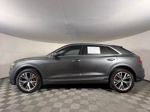 Daytona Gray Pearl 2021 Audi Q8 55 Premium Plus