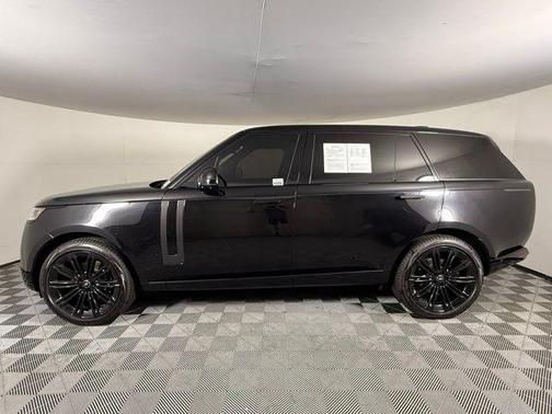 2023 Land Rover Range Rover P400 SE
