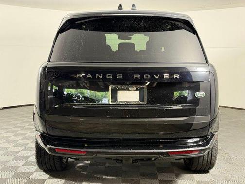 2023 Land Rover Range Rover P400 SE