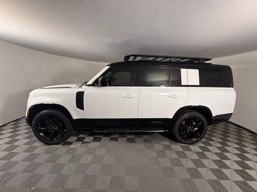 2025 Land Rover Defender 130 P400 X-Dynamic SE