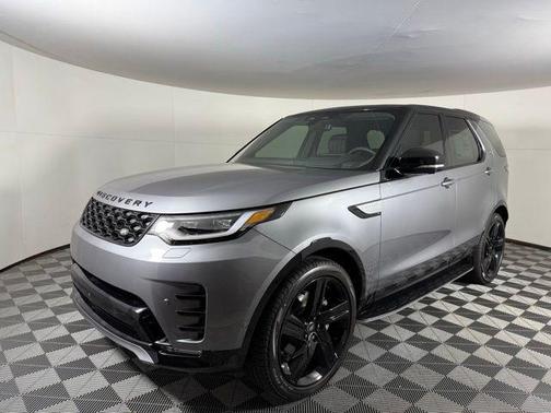 2025 Land Rover Discovery P300 Dynamic SE