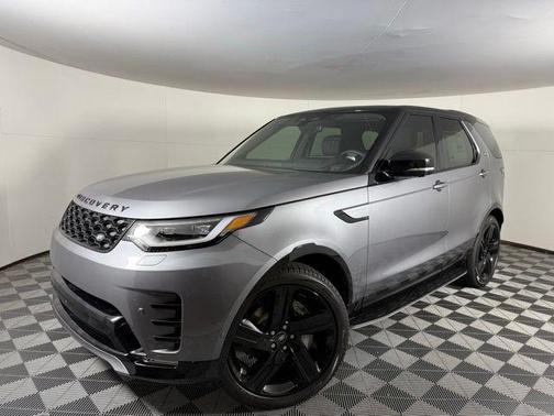 2025 Land Rover Discovery P300 Dynamic SE