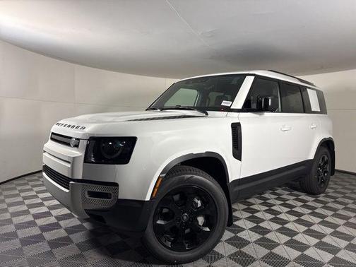 2025 Land Rover Defender 110 P400 S