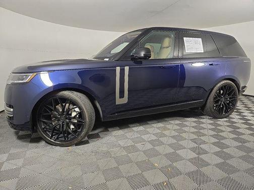 2023 Land Rover Range Rover P530 SE