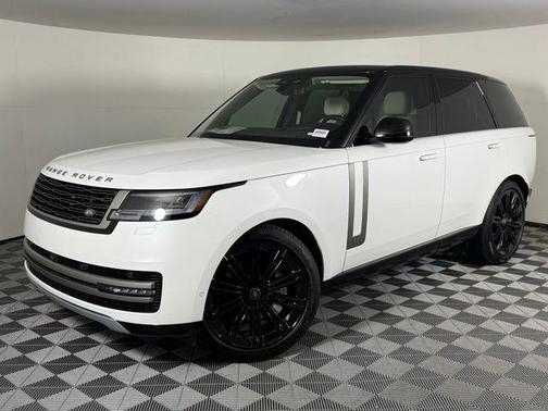 2025 Land Rover Range Rover P530 SE