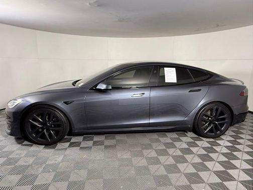 2021 Tesla Model S Plaid