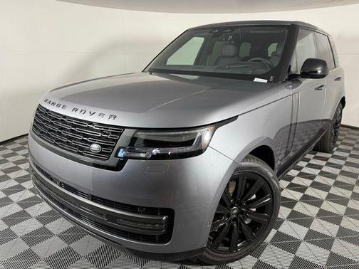 2025 Land Rover Range Rover P550e SE