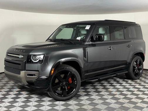 2025 Land Rover Defender 110 P400 X